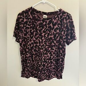 VS Pink Black & Purple Leopard Print T-Shirt Large